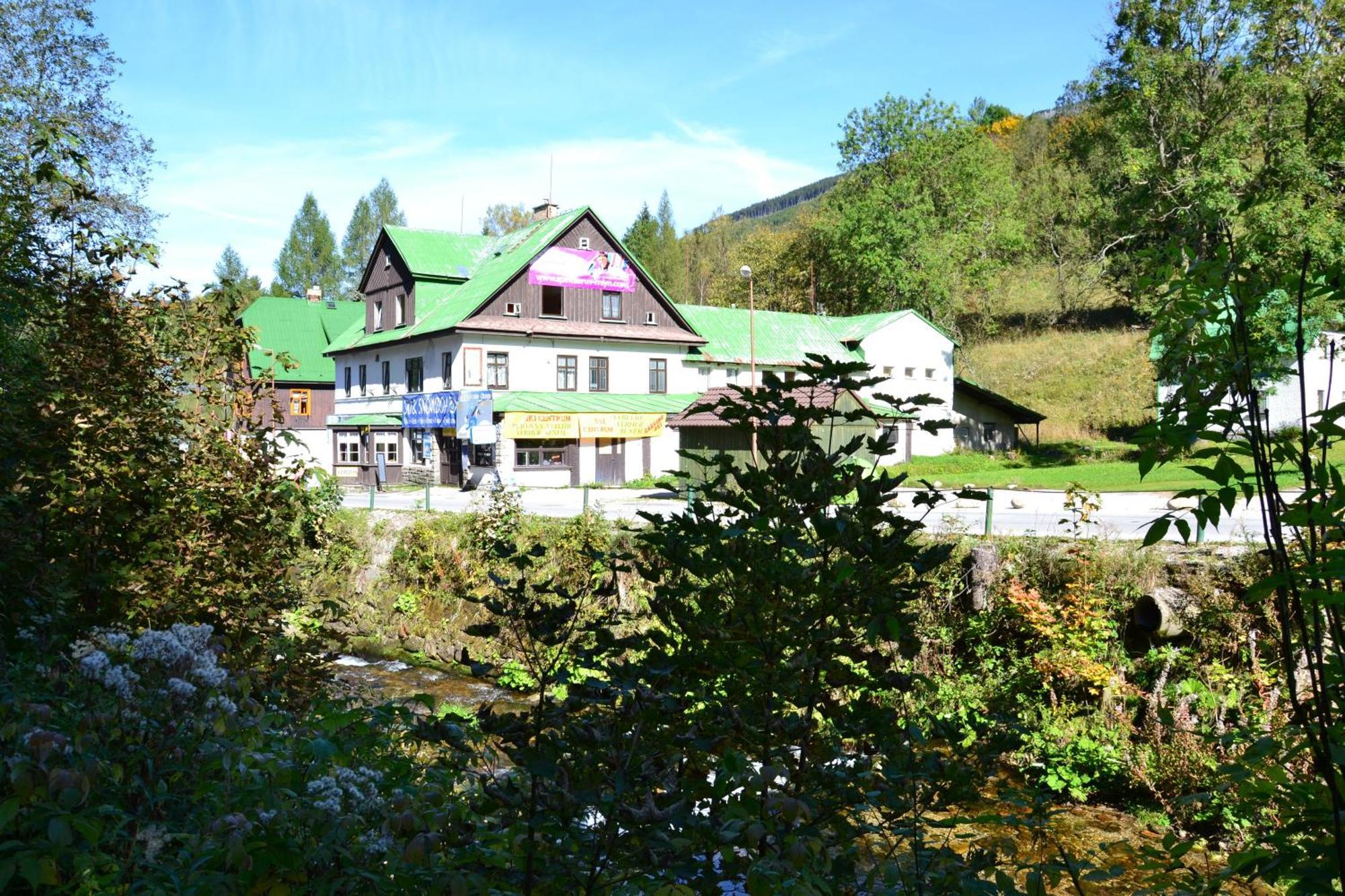 Špindlerŭv Mlýn Hostel Fortuna מראה חיצוני תמונה