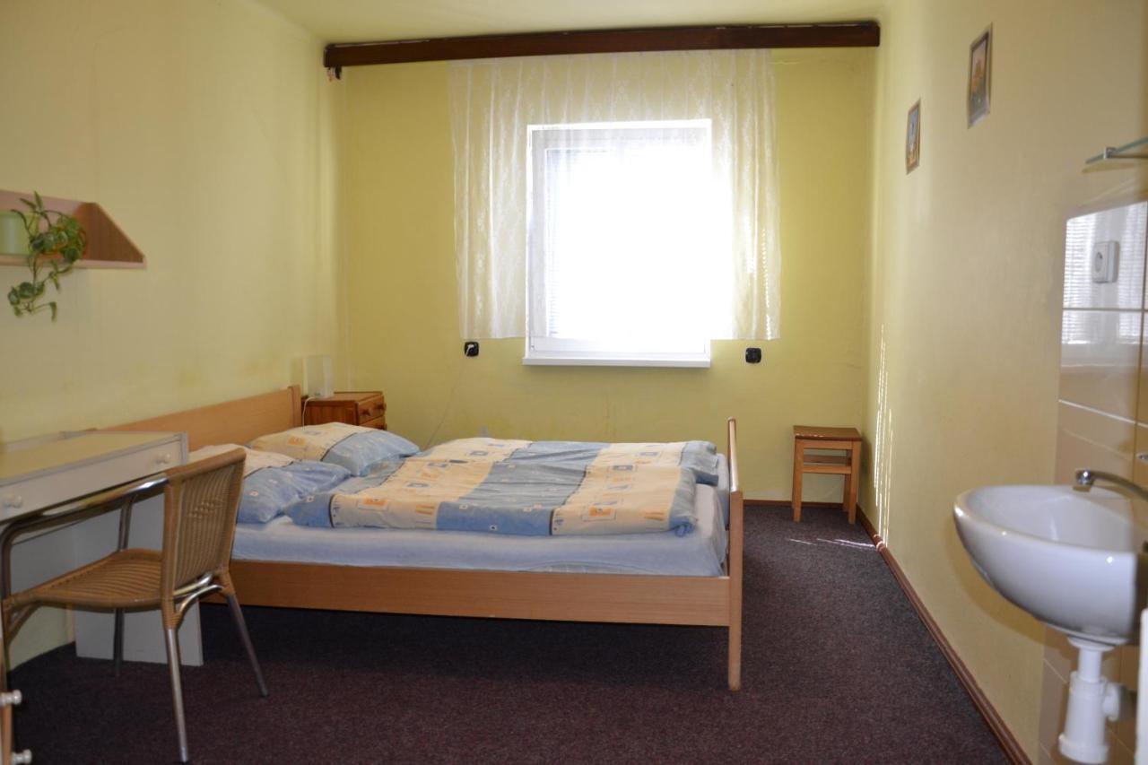 Špindlerŭv Mlýn Hostel Fortuna חדר תמונה